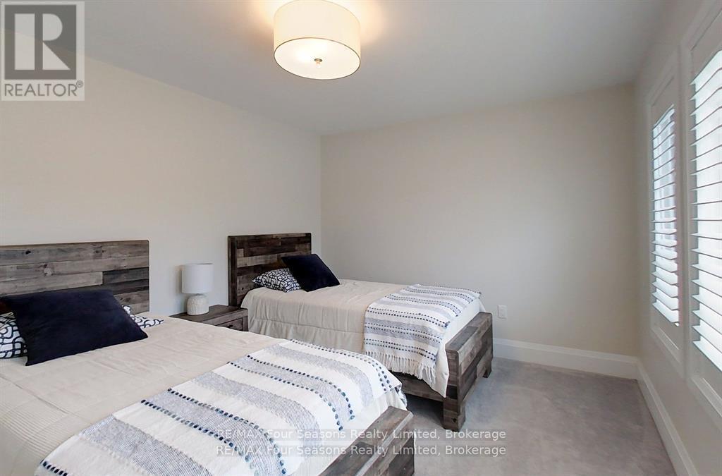 111 Crestview Court, Blue Mountains, Ontario  L9Y 0Z4 - Photo 39 - X12432051