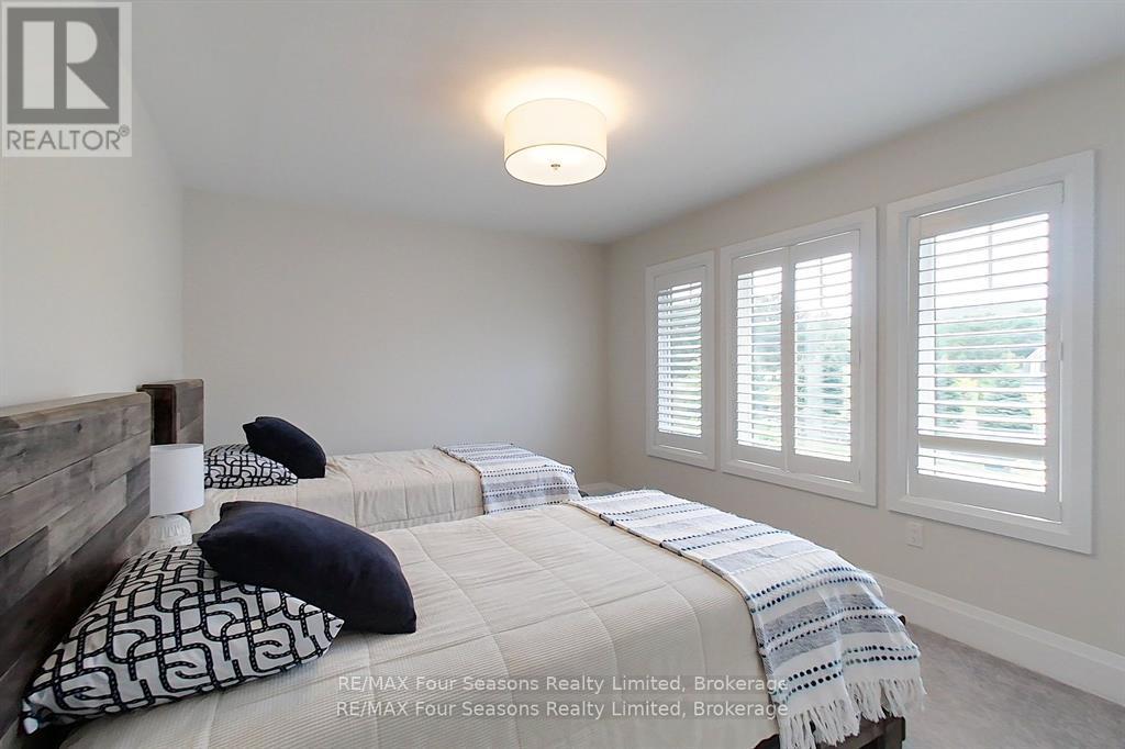 111 Crestview Court, Blue Mountains, Ontario  L9Y 0Z4 - Photo 40 - X12432051