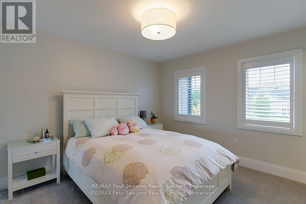 111 Crestview Court, Blue Mountains, Ontario  L9Y 0Z4 - Photo 42 - X12432051