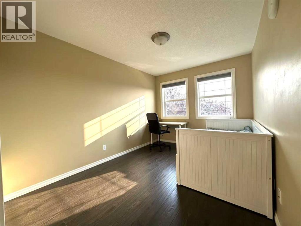 200 Royal Crest View Nw, Calgary, Alberta  T3G 5W3 - Photo 17 - A2254155