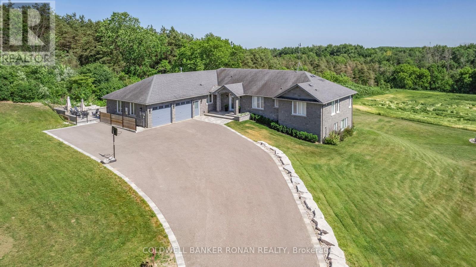 7765 5  Sideroad, Adjala-Tosorontio, Ontario  L9R 1V3 - Photo 2 - N12390175