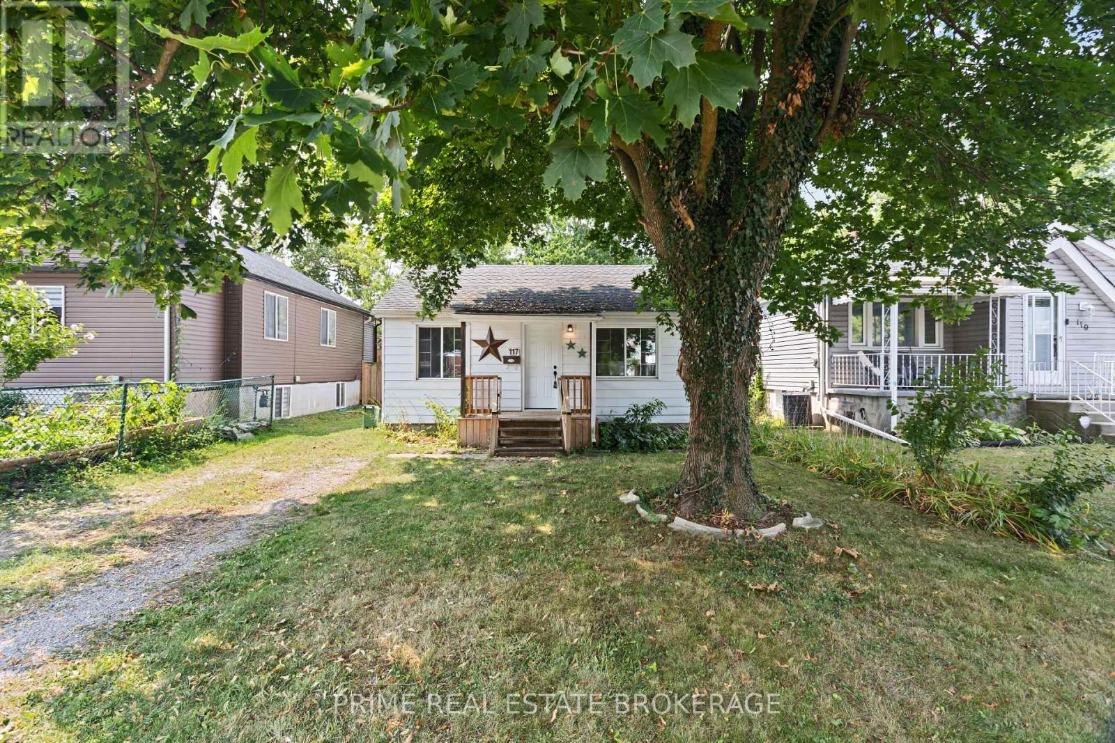 117 Stuart Street, London East, Ontario  N5Y 1S5 - Photo 2 - X12432076