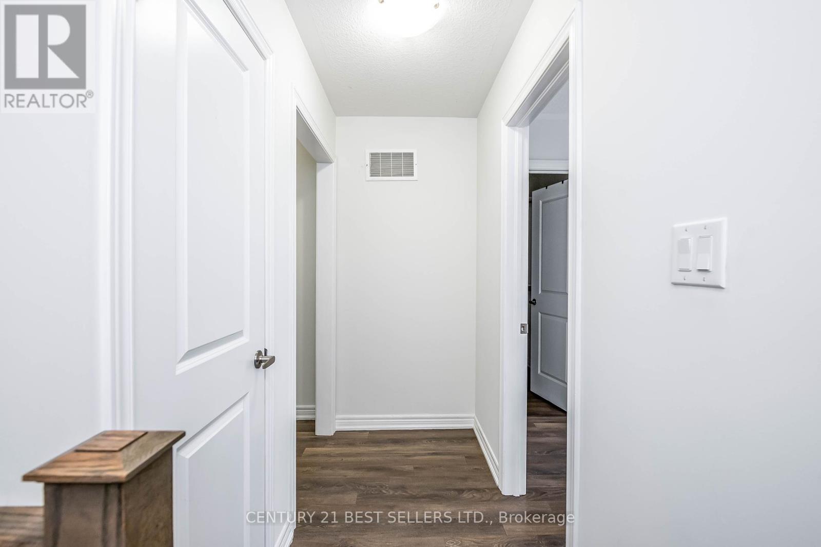 23 Rapids Lane, Hamilton, Ontario  L8K 0A4 - Photo 18 - X12416950