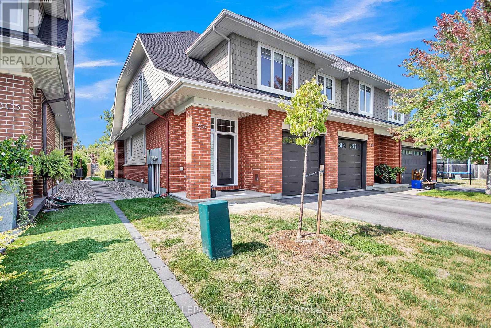 307 Kilspindie Ridge, Ottawa, Ontario  K2J 5M8 - Photo 3 - X12432012
