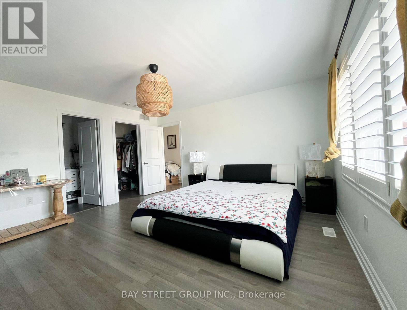 Master Room - 51 Dominion Crescent, Niagara-On-The-Lake (St. Davids), Ontario  L0S 1J1 - Photo 2 - X12432043