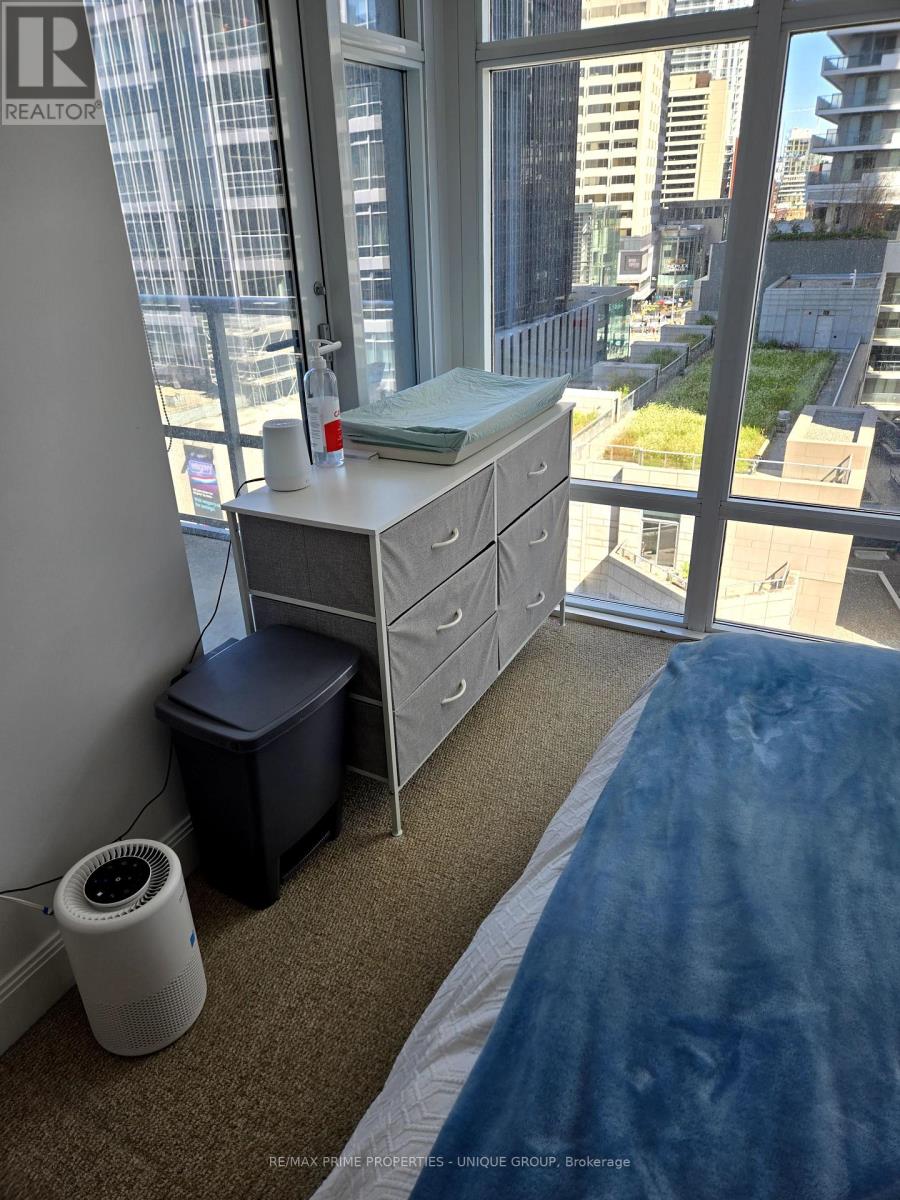 1008 - 2181 Yonge Street, Toronto, Ontario  M4S 3H7 - Photo 4 - C12431815