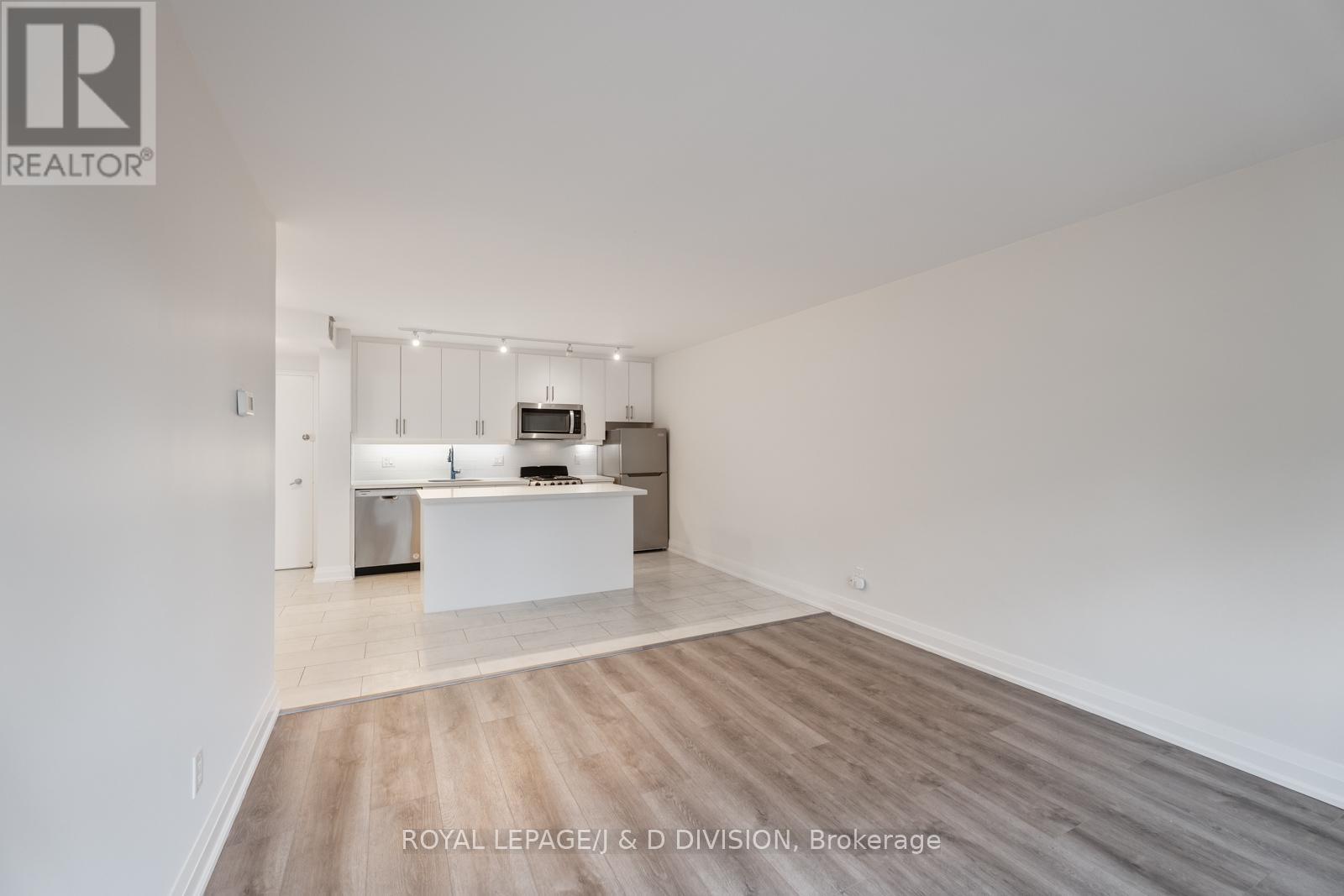 26 - 494 Avenue Road, Toronto, Ontario  M4V 2J5 - Photo 11 - C12431844