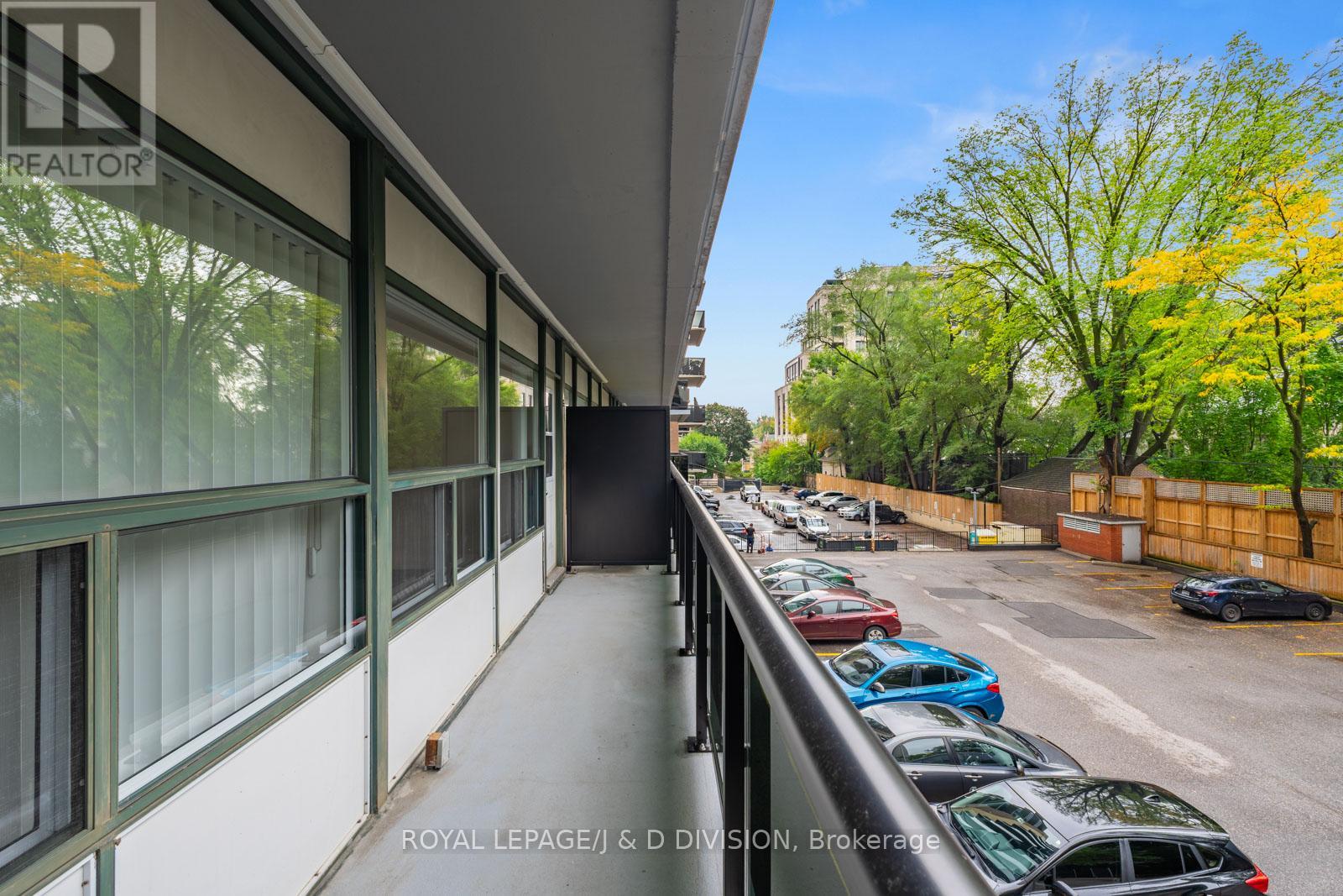 26 - 494 Avenue Road, Toronto, Ontario  M4V 2J5 - Photo 17 - C12431844
