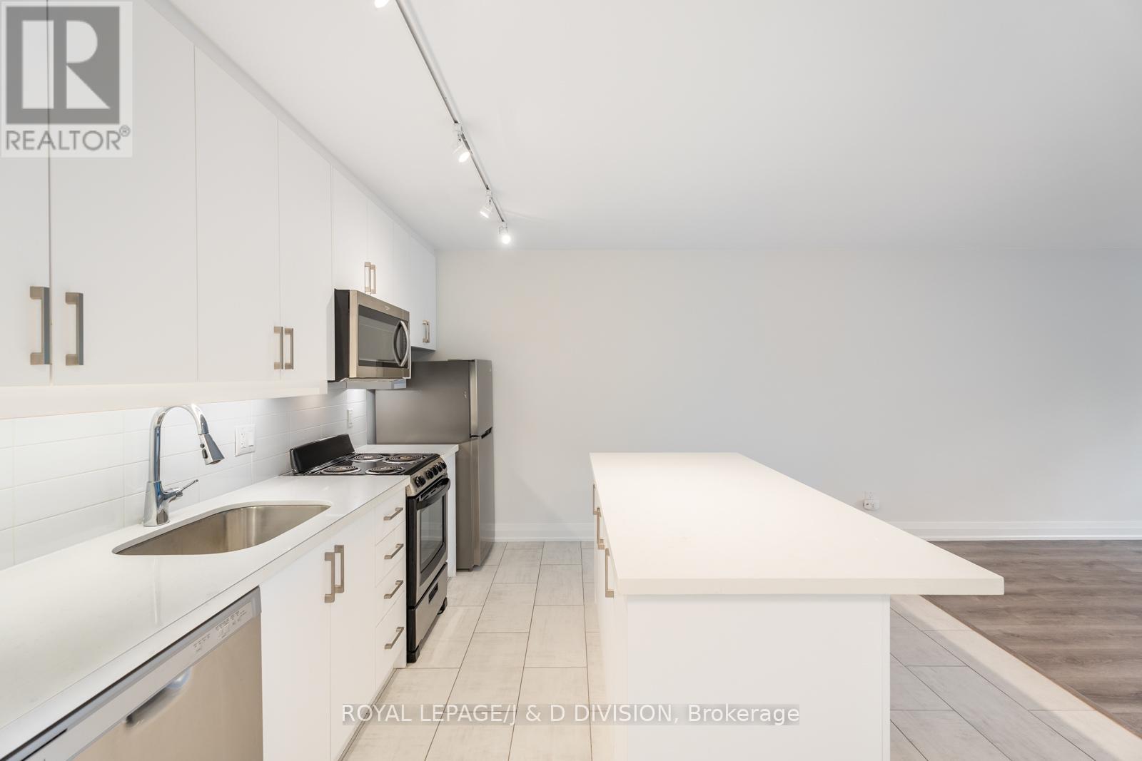 26 - 494 Avenue Road, Toronto, Ontario  M4V 2J5 - Photo 6 - C12431844