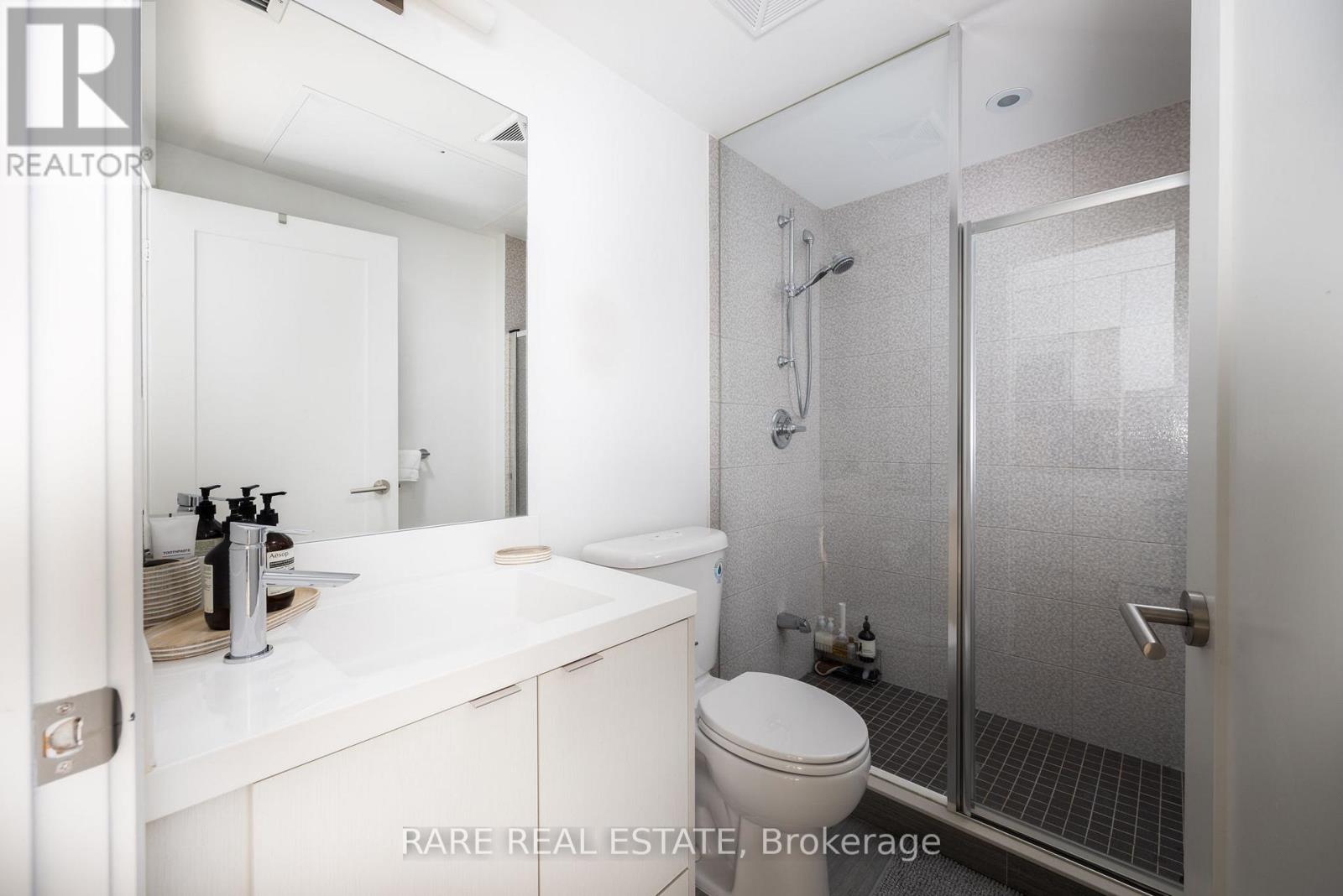 2510 - 10 York Street, Toronto, Ontario  M5J 0E1 - Photo 12 - C12431885