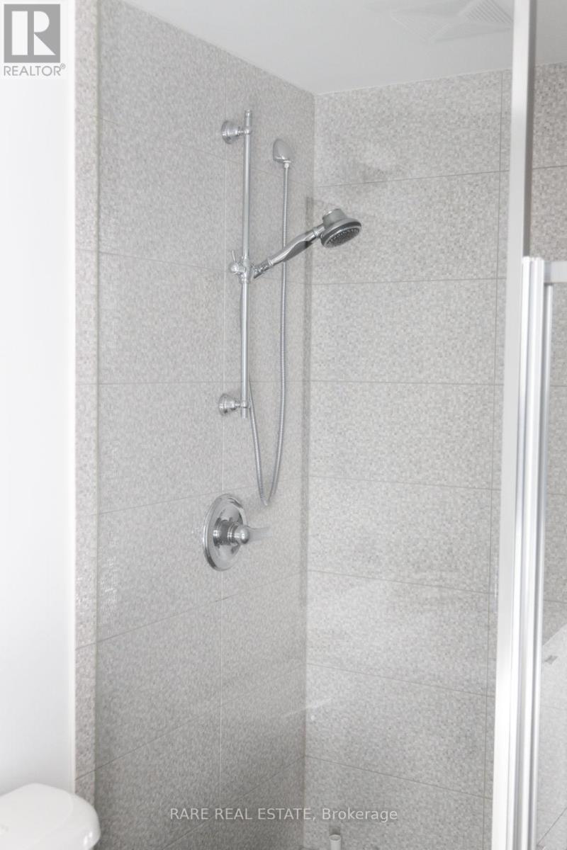 2510 - 10 York Street, Toronto, Ontario  M5J 0E1 - Photo 13 - C12431885