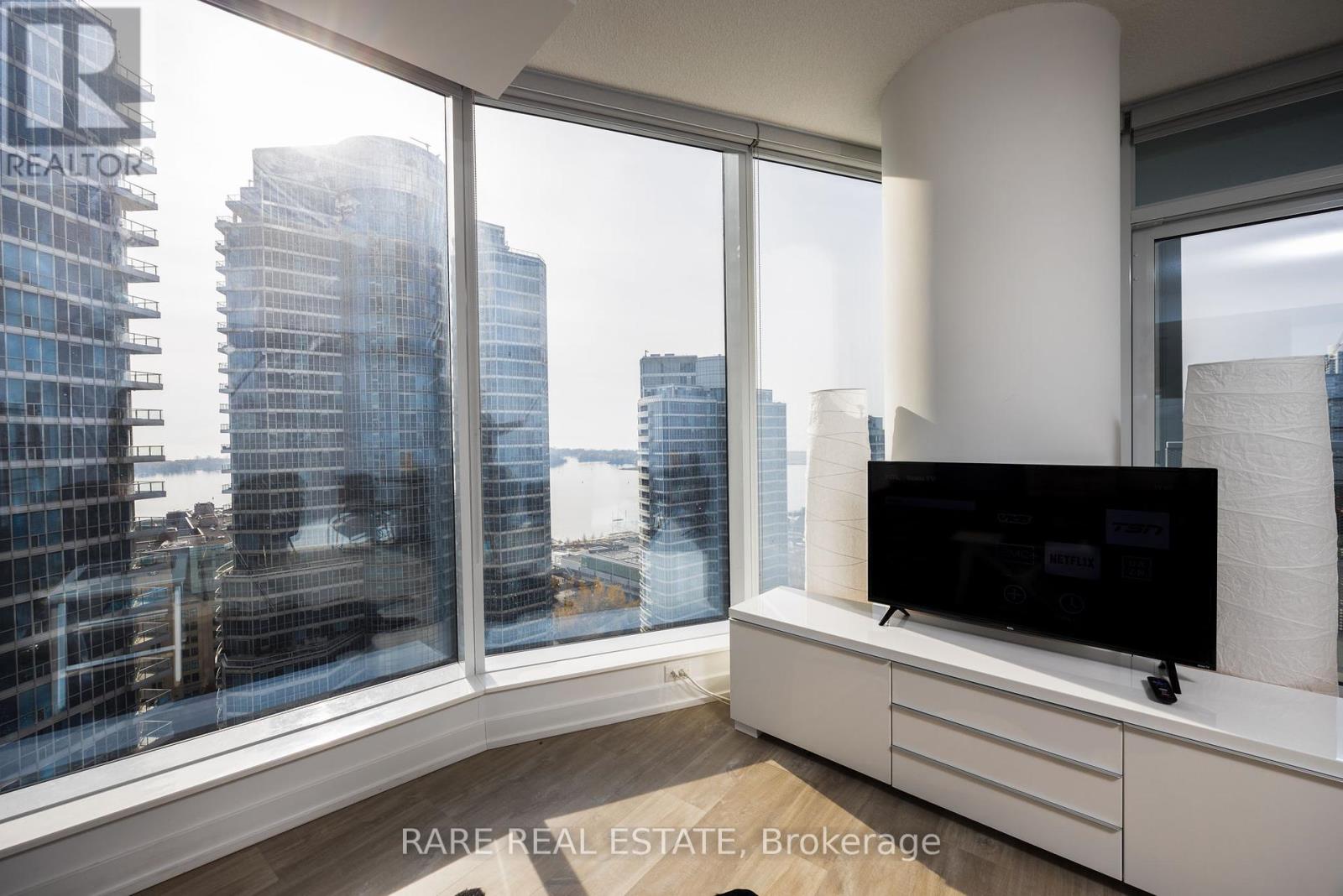 2510 - 10 York Street, Toronto, Ontario  M5J 0E1 - Photo 9 - C12431885