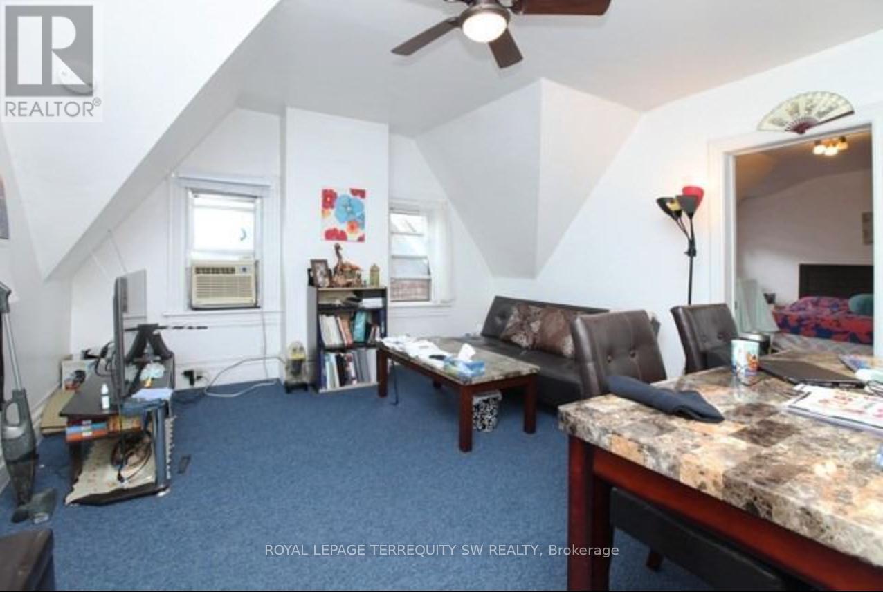 N - 536 Huron Street, Toronto, Ontario  M5R 2R7 - Photo 2 - C12431902
