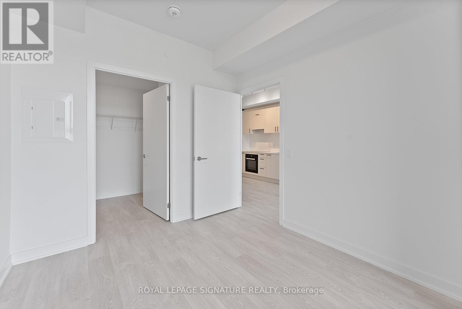 321 - 1 Kyle Lowry Road, Toronto, Ontario  M3C 0S6 - Photo 17 - C12431904