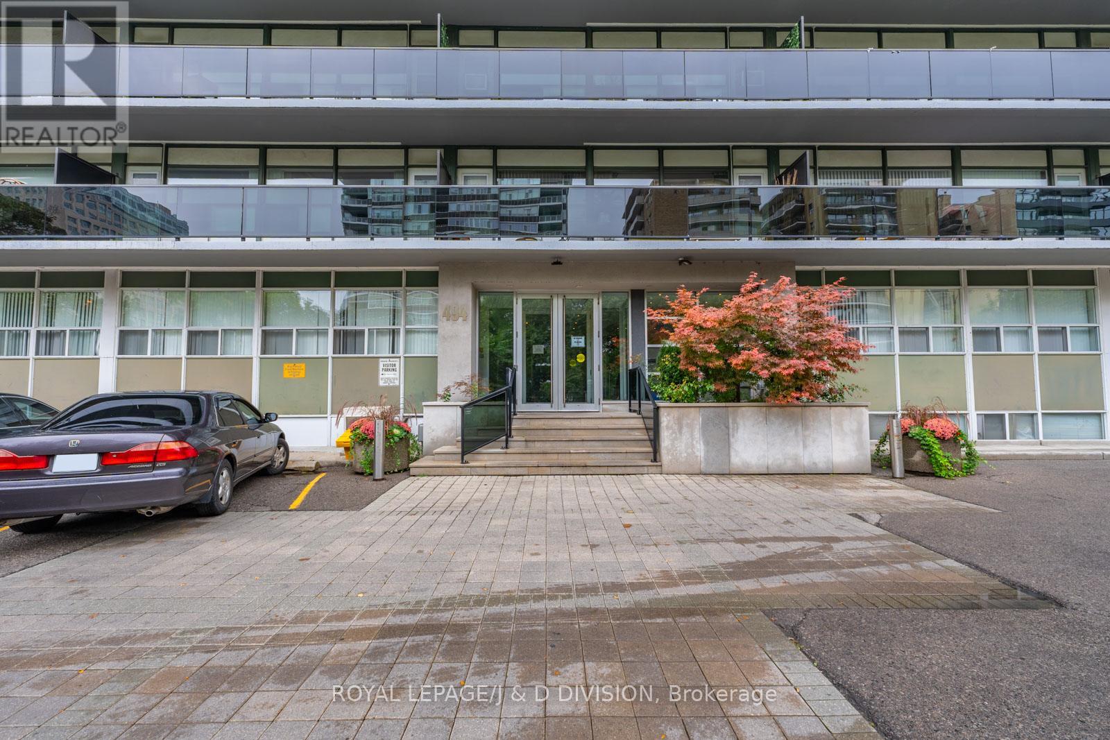 125 - 494 Avenue Road, Toronto, Ontario  M4V 2J5 - Photo 2 - C12431915