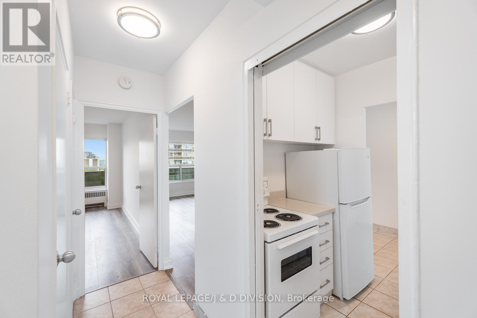 125 - 494 Avenue Road, Toronto, Ontario  M4V 2J5 - Photo 4 - C12431915