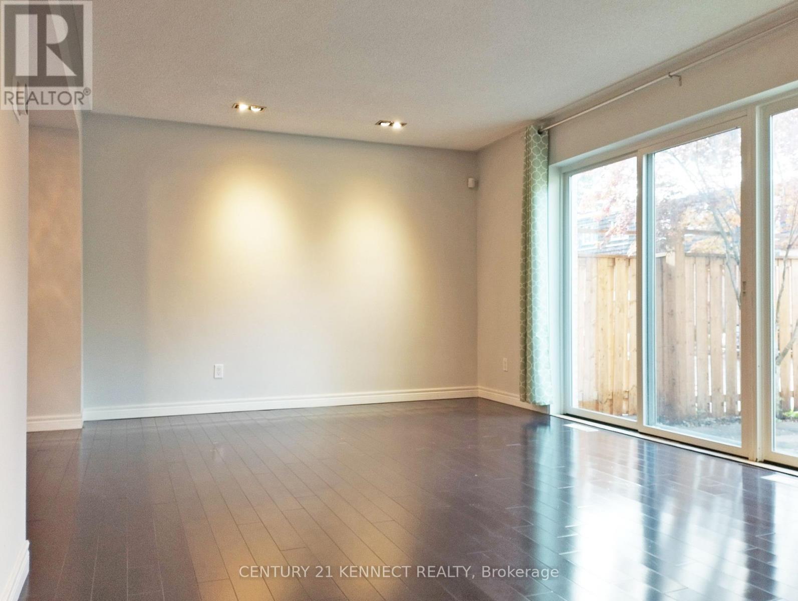 20 Scenic Mill Way, Toronto, Ontario  M2L 1S3 - Photo 2 - C12431925