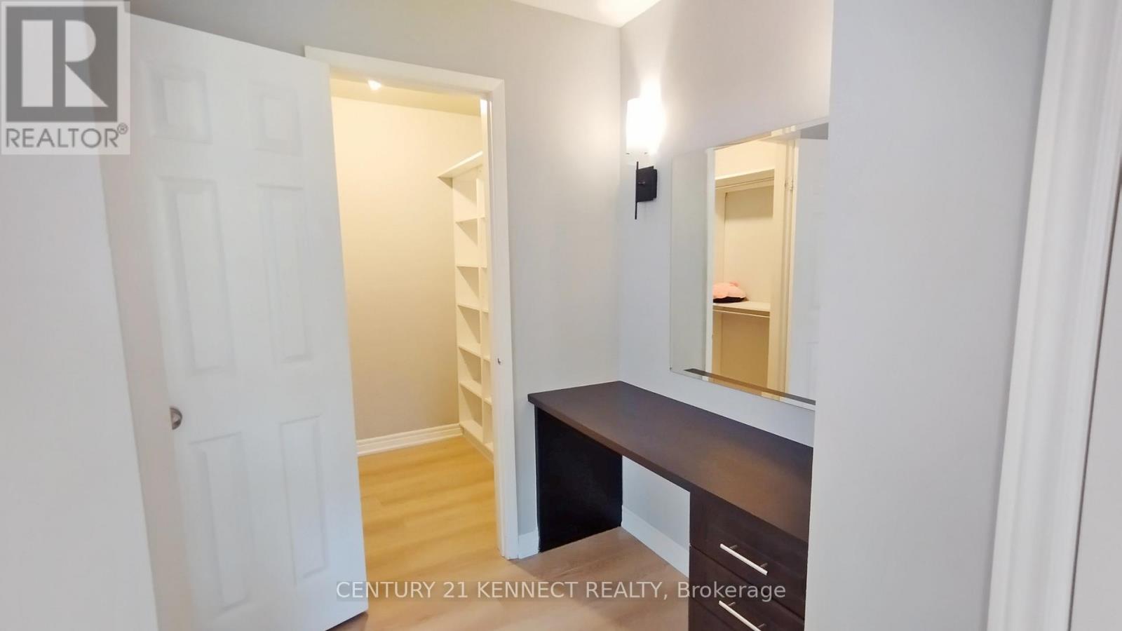 20 Scenic Mill Way, Toronto, Ontario  M2L 1S3 - Photo 8 - C12431925