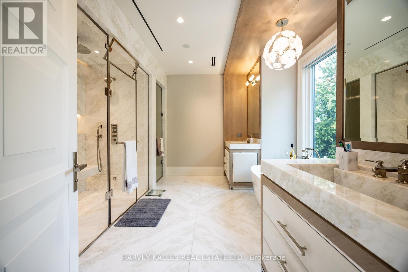 508 St Germain Avenue, Toronto, Ontario  M5M 1X2 - Photo 30 - C12431951