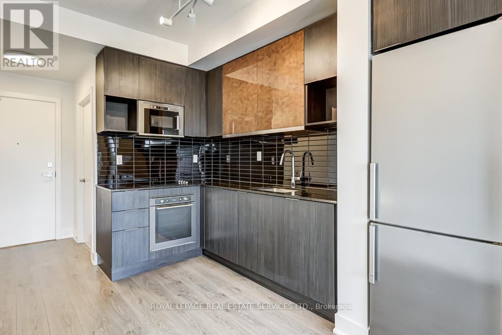 306 - 99 The Donway W, Toronto, Ontario  M3C 0N8 - Photo 2 - C12431955