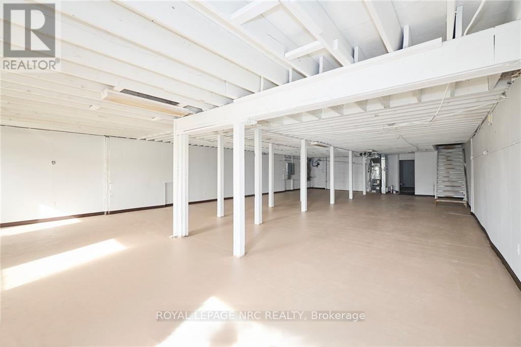 12-18 Clark Street S, Welland (Broadway), Ontario  L3B 5W6 - Photo 20 - X12432038