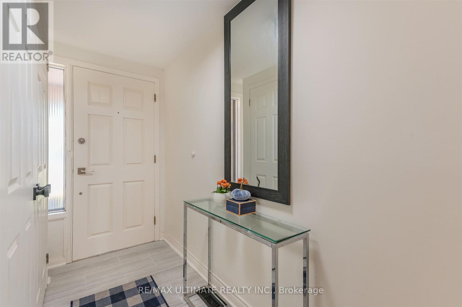 2 - 21 Rockwood Drive, Toronto, Ontario  M1M 3M9 - Photo 4 - E12431819