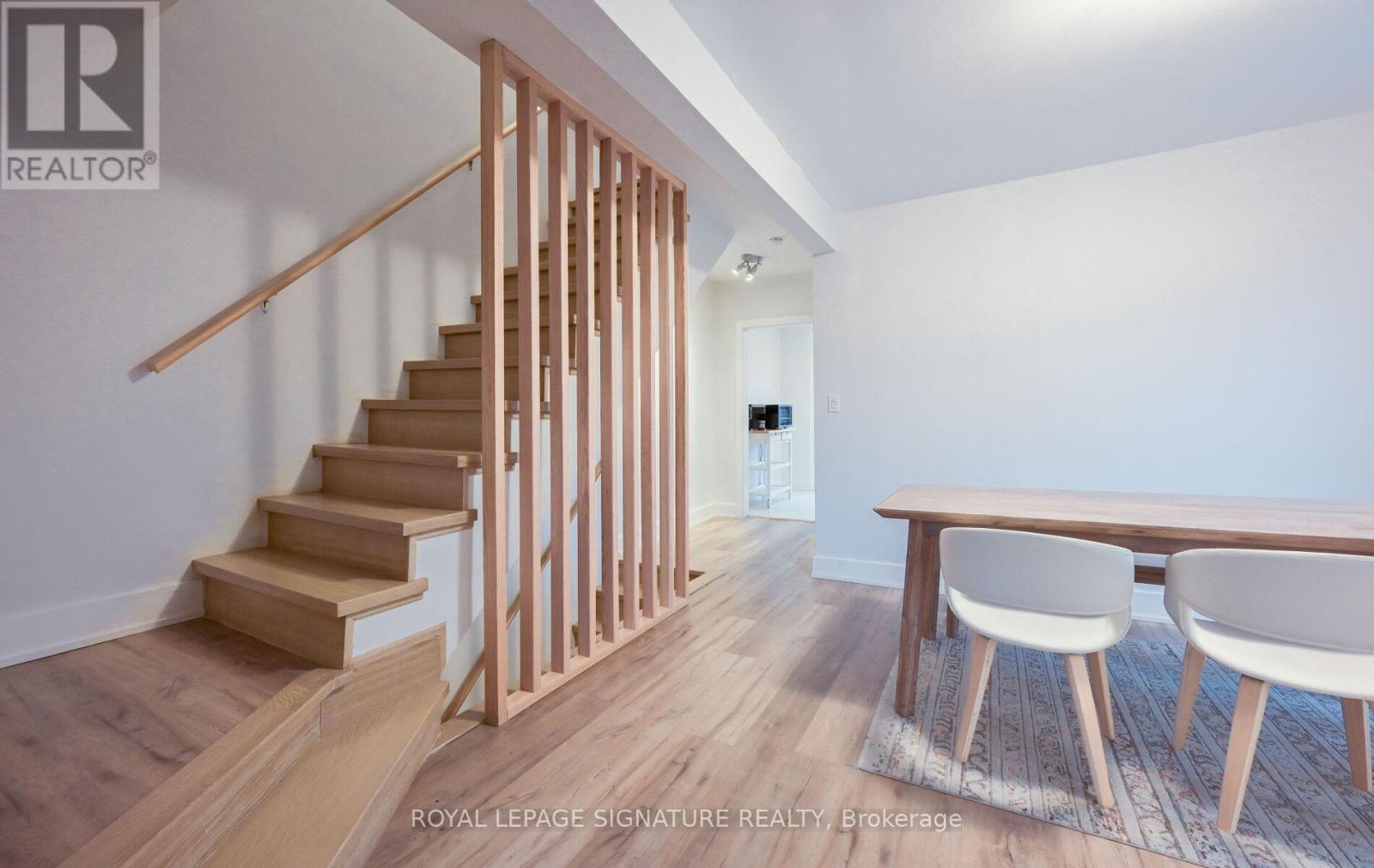 UPPER - 466 PAPE AVENUE, Toronto, Ontario