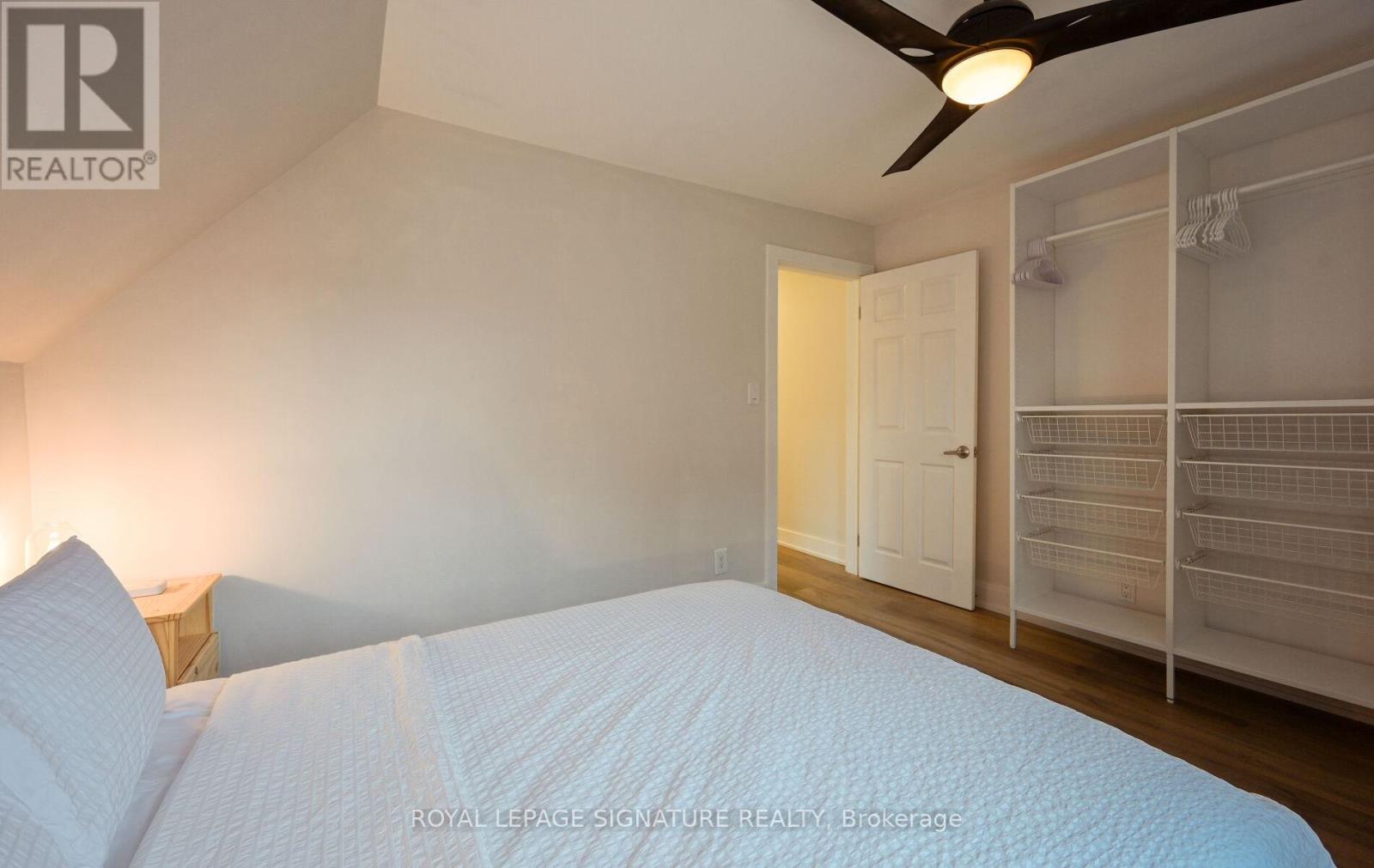 Upper - 466 Pape Avenue, Toronto, Ontario  M4K 3P7 - Photo 23 - E12431827