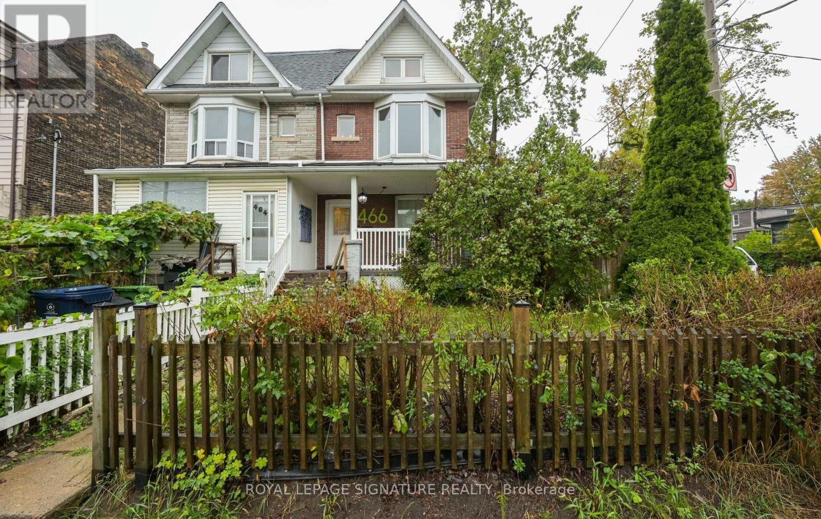 Upper - 466 Pape Avenue, Toronto, Ontario  M4K 3P7 - Photo 29 - E12431827