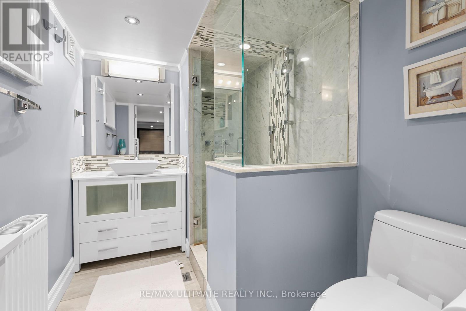25 Fairside Avenue, Toronto, Ontario  M4C 3G8 - Photo 20 - E12431862