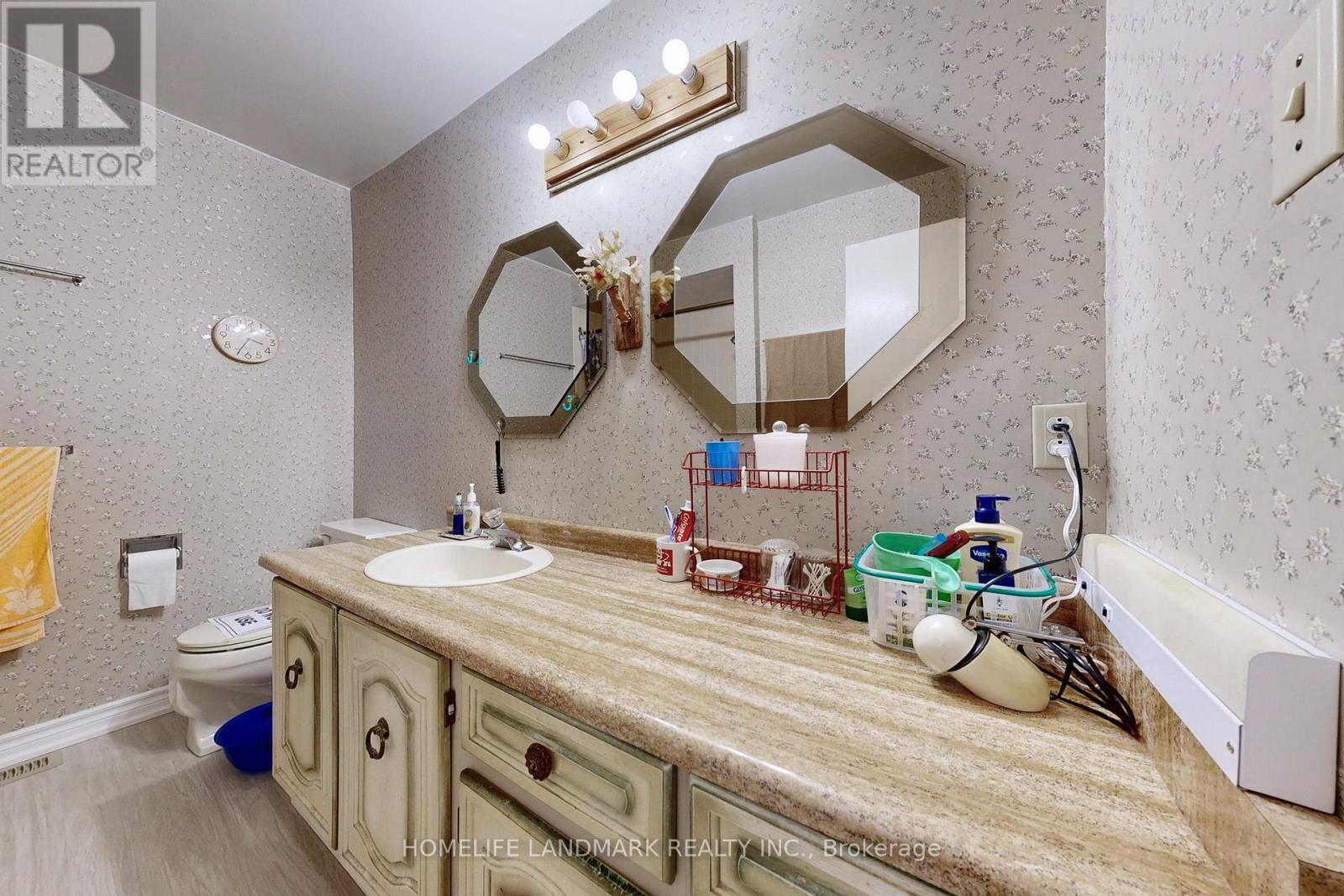 32 L'amoreaux Drive, Toronto, Ontario  M1W 2L9 - Photo 33 - E12431921