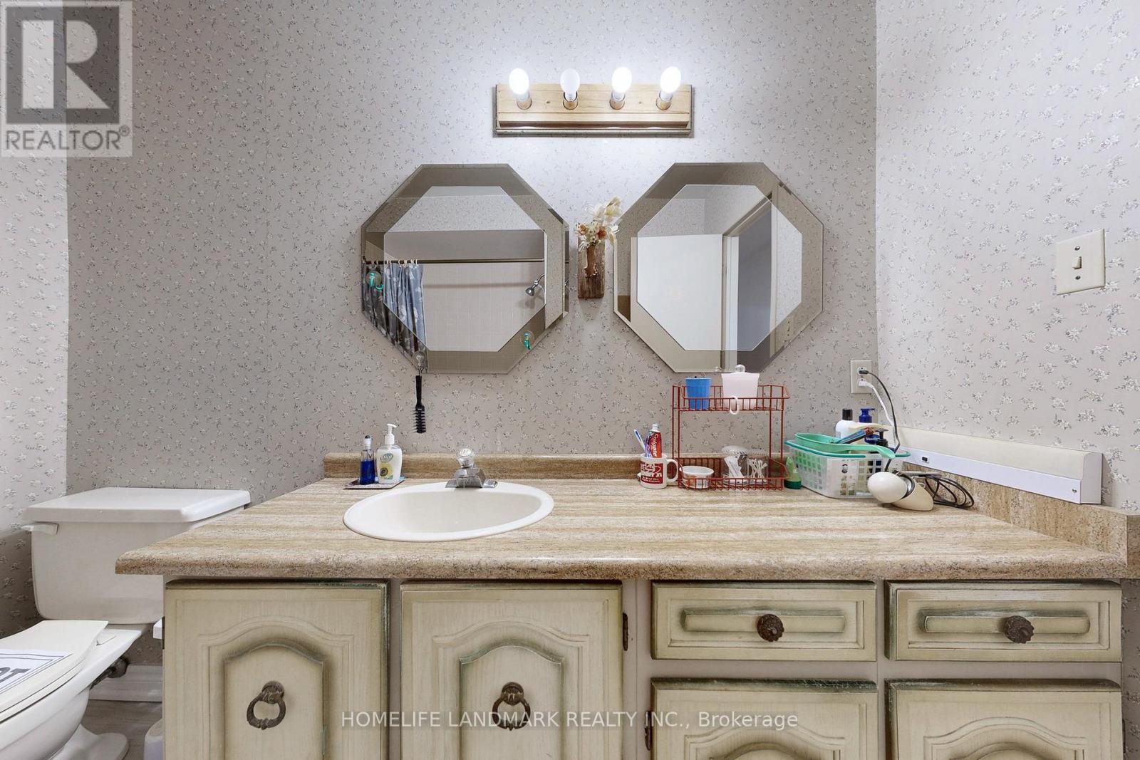 32 L'amoreaux Drive, Toronto, Ontario  M1W 2L9 - Photo 34 - E12431921