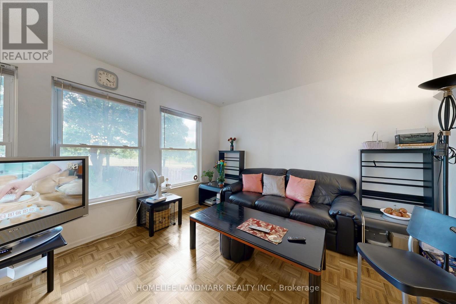 32 L'amoreaux Drive, Toronto, Ontario  M1W 2L9 - Photo 6 - E12431921