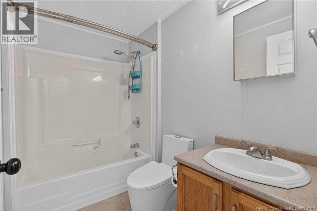 160 Nepisiguit Drive, Dieppe, New Brunswick  E1A 7N1 - Photo 25 - NB127487