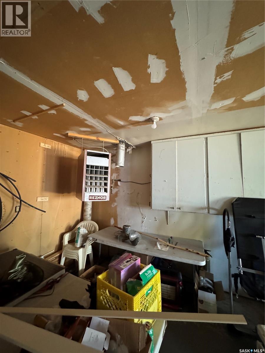 415 Prince Street, Hudson Bay, Saskatchewan  S0E 0Y0 - Photo 39 - SK014748