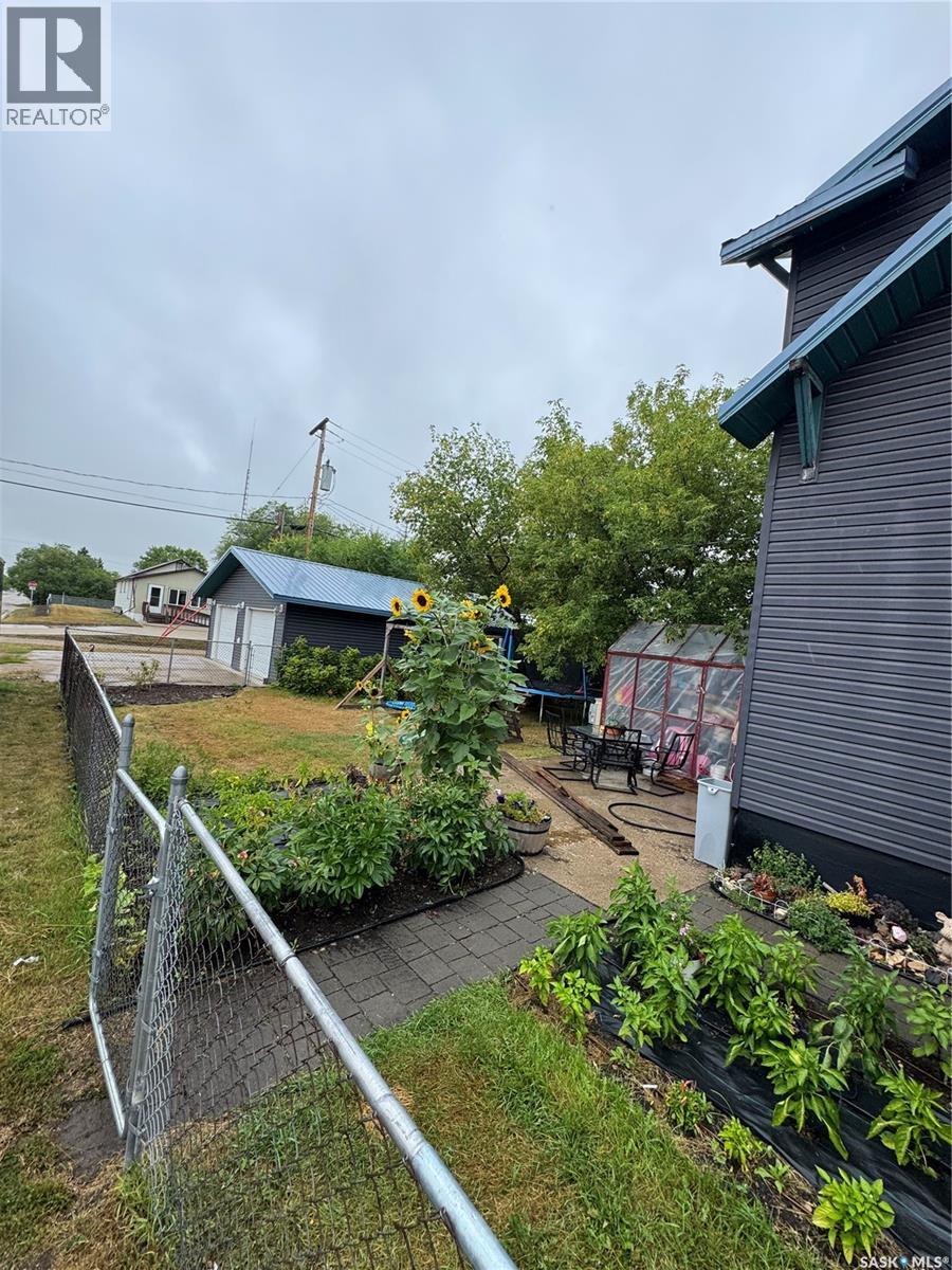 415 Prince Street, Hudson Bay, Saskatchewan  S0E 0Y0 - Photo 42 - SK014748