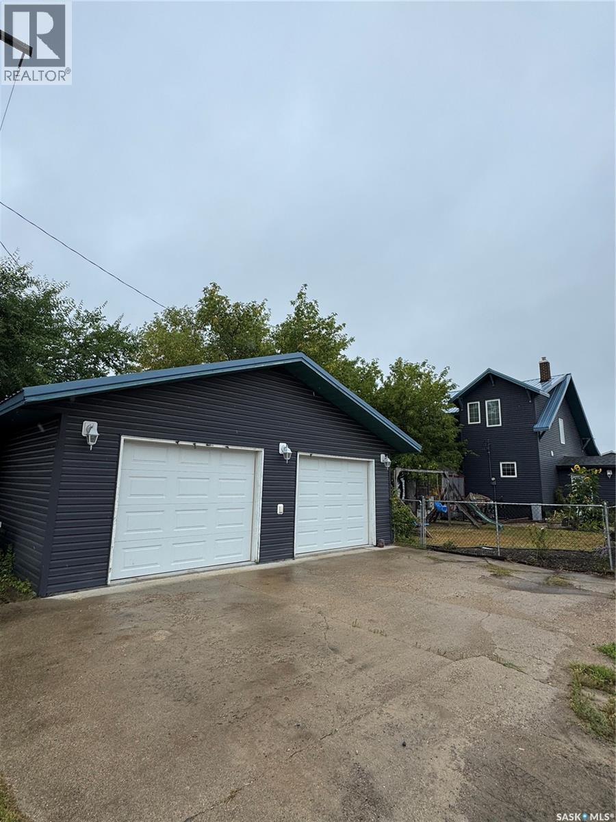 415 Prince Street, Hudson Bay, Saskatchewan  S0E 0Y0 - Photo 38 - SK014748