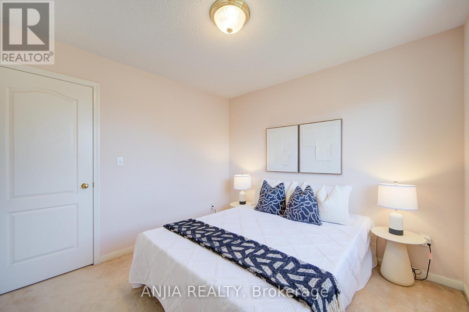 131 Winston Castle Drive, Markham, Ontario  L6C 2G7 - Photo 41 - N12431833