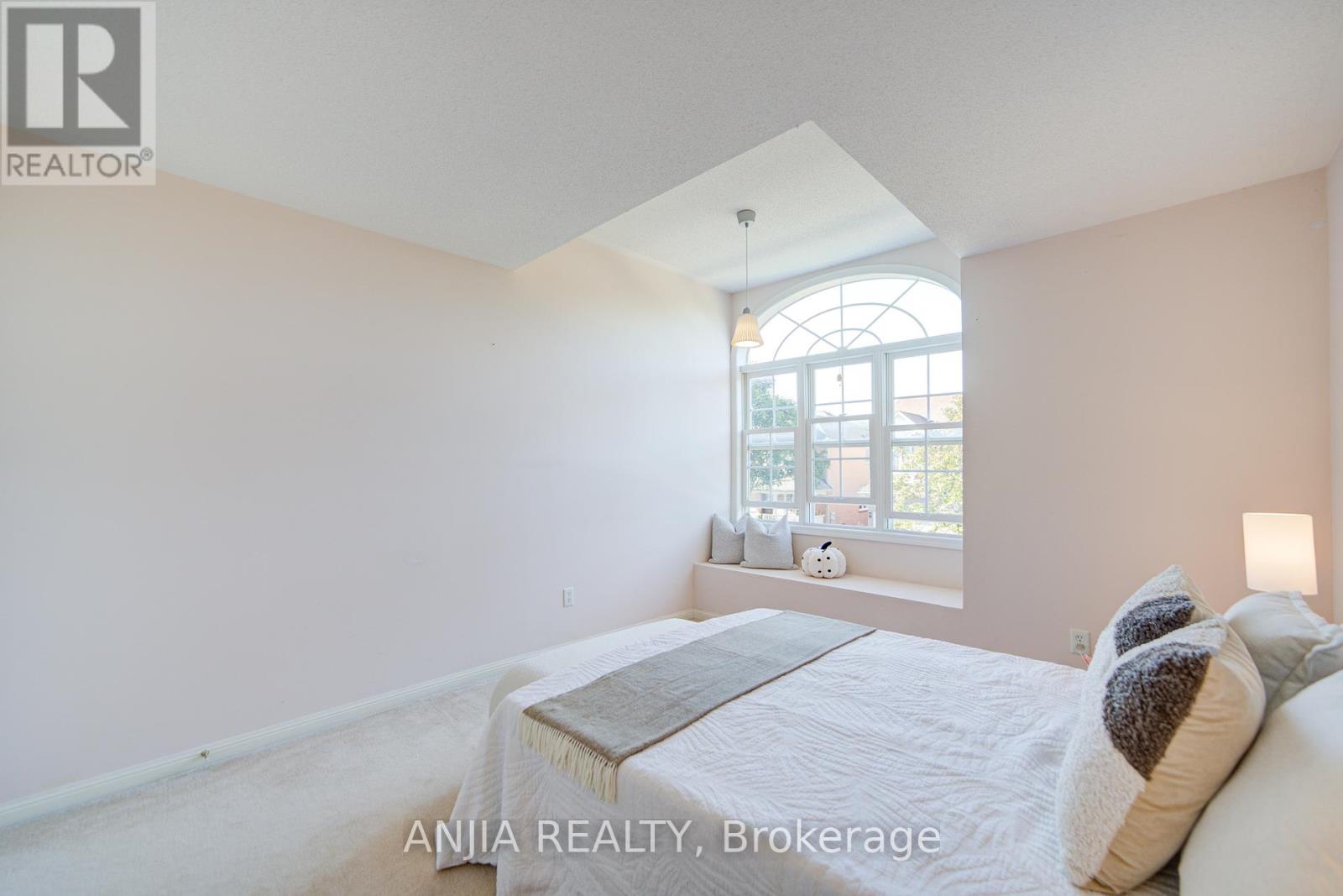 131 Winston Castle Drive, Markham, Ontario  L6C 2G7 - Photo 44 - N12431833