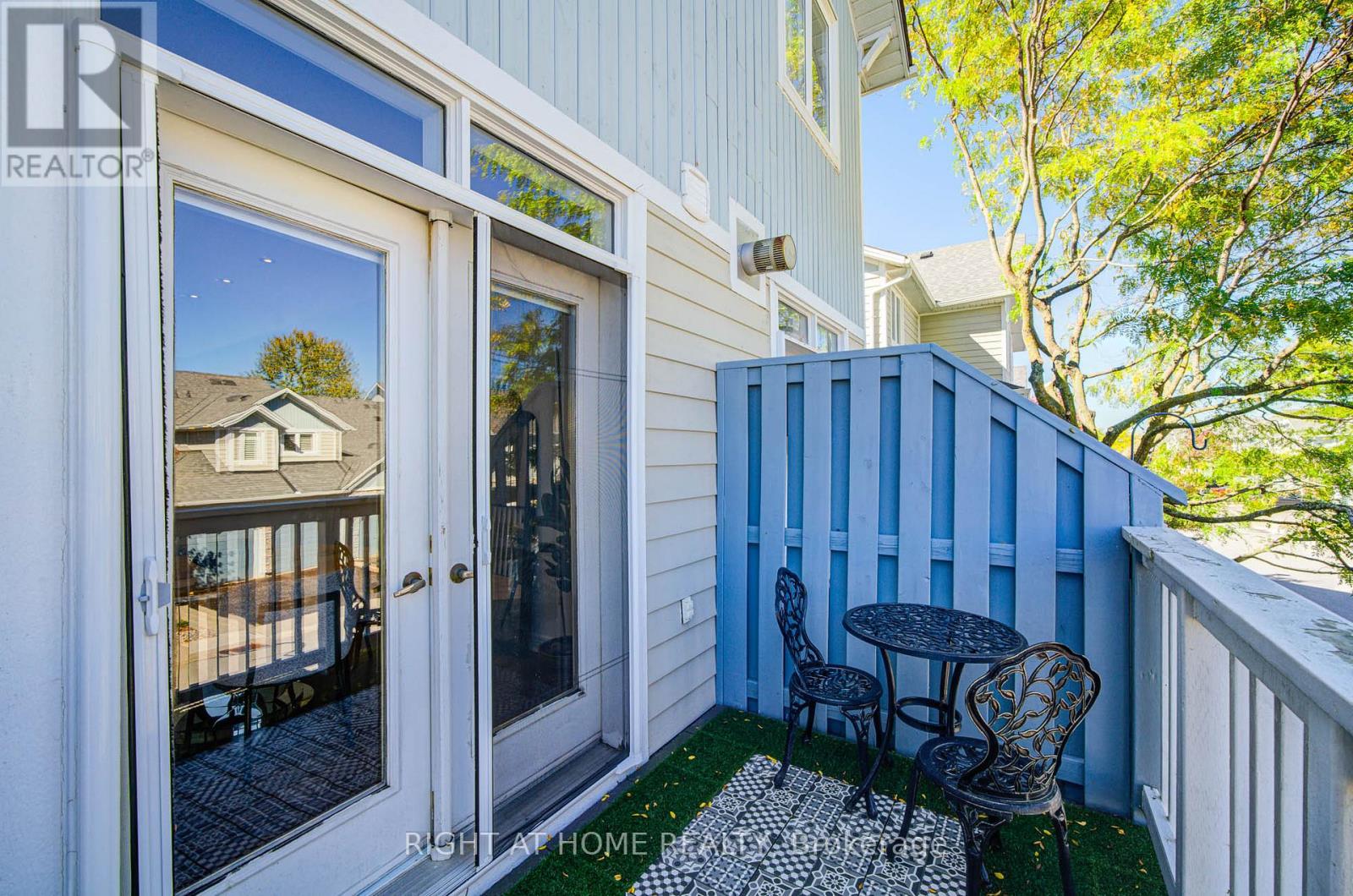 24 - 1008 On Bogart Circle, Newmarket, Ontario  L3Y 8T4 - Photo 13 - N12431859