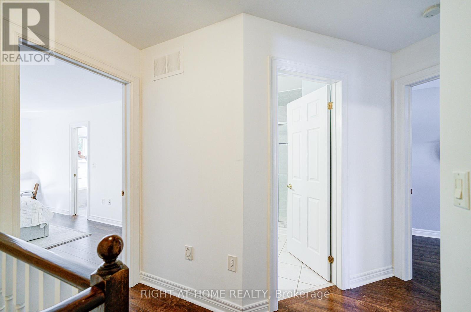 24 - 1008 On Bogart Circle, Newmarket, Ontario  L3Y 8T4 - Photo 24 - N12431859