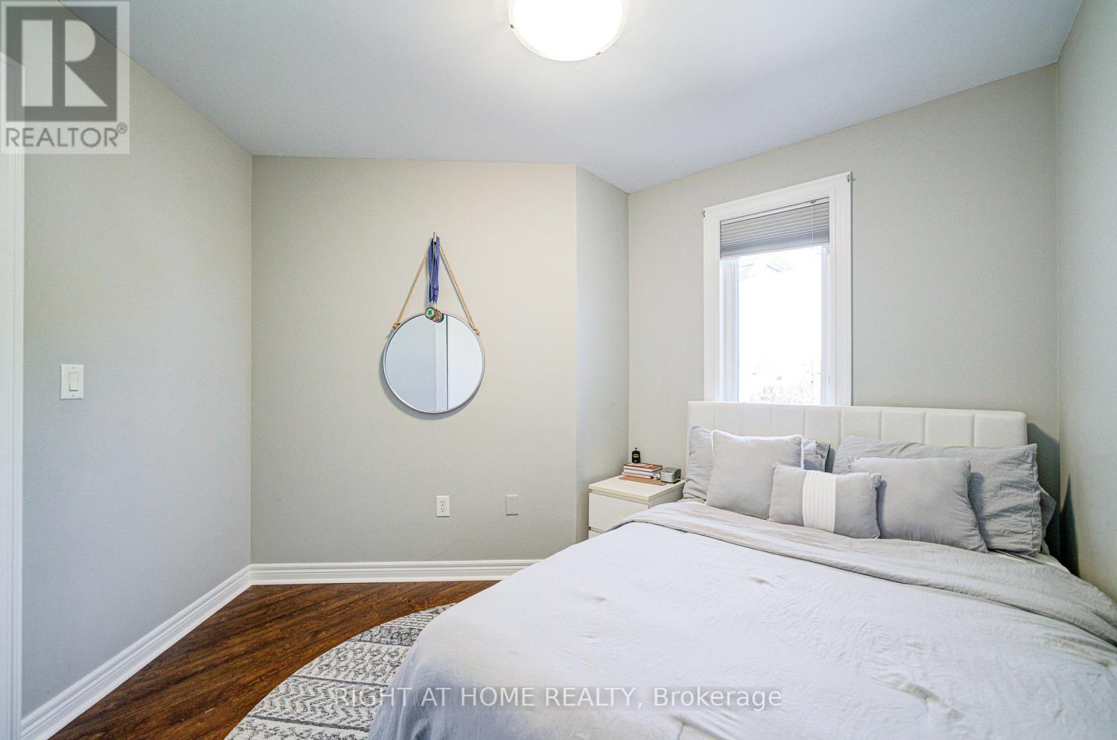 24 - 1008 On Bogart Circle, Newmarket, Ontario  L3Y 8T4 - Photo 25 - N12431859