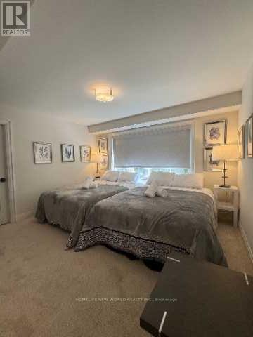 15 West Village Lane, Markham, Ontario  L6C 1K4 - Photo 18 - N12431905