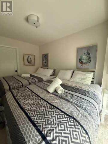 15 West Village Lane, Markham, Ontario  L6C 1K4 - Photo 22 - N12431905