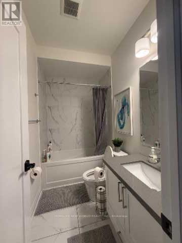 15 West Village Lane, Markham, Ontario  L6C 1K4 - Photo 30 - N12431905