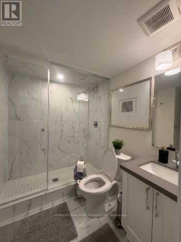 15 West Village Lane, Markham, Ontario  L6C 1K4 - Photo 33 - N12431905