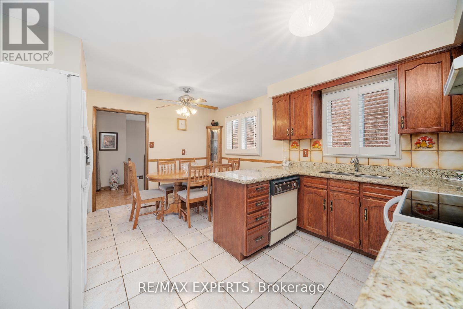 9 Richbell Street, Vaughan, Ontario  L4J 5W5 - Photo 14 - N12431906