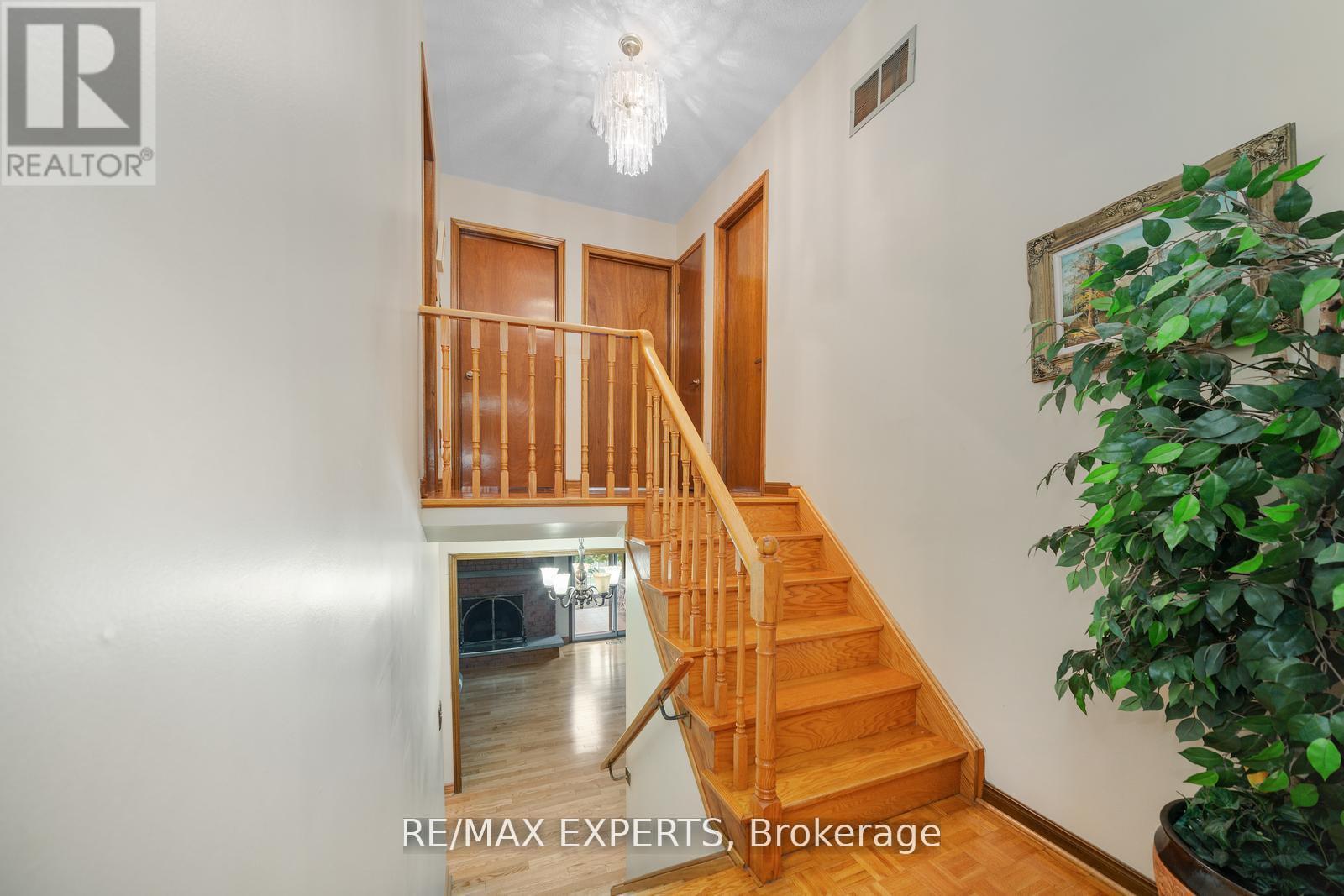 9 Richbell Street, Vaughan, Ontario  L4J 5W5 - Photo 15 - N12431906