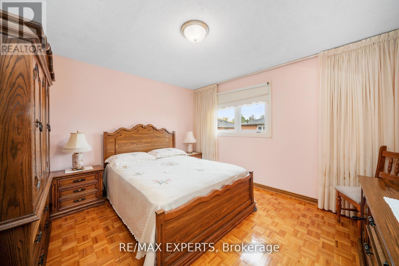 9 Richbell Street, Vaughan, Ontario  L4J 5W5 - Photo 16 - N12431906