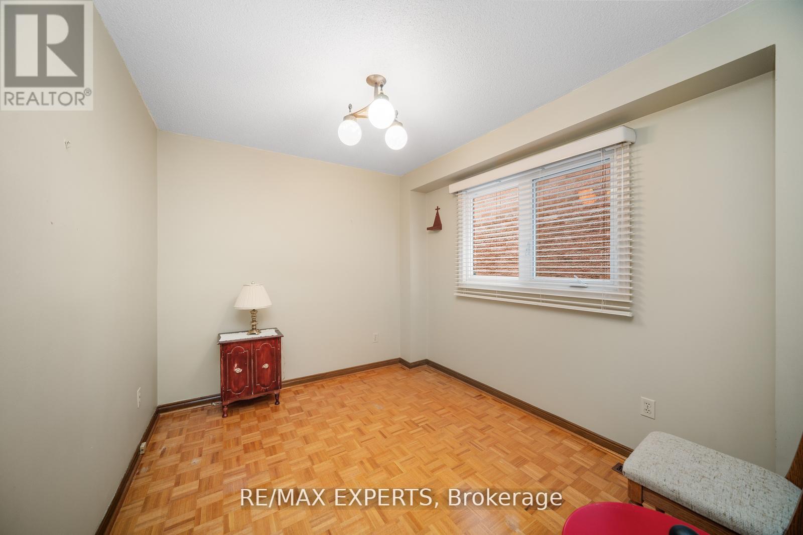 9 Richbell Street, Vaughan, Ontario  L4J 5W5 - Photo 23 - N12431906